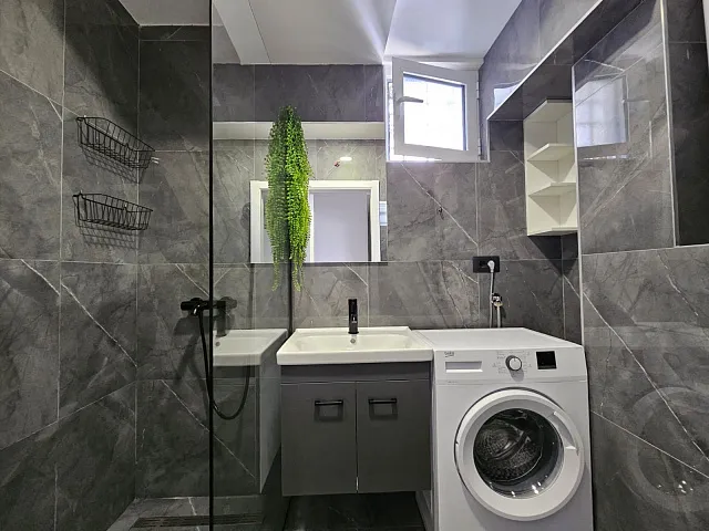 Beautiful and spacious two-bedroom apartment in an excellent location